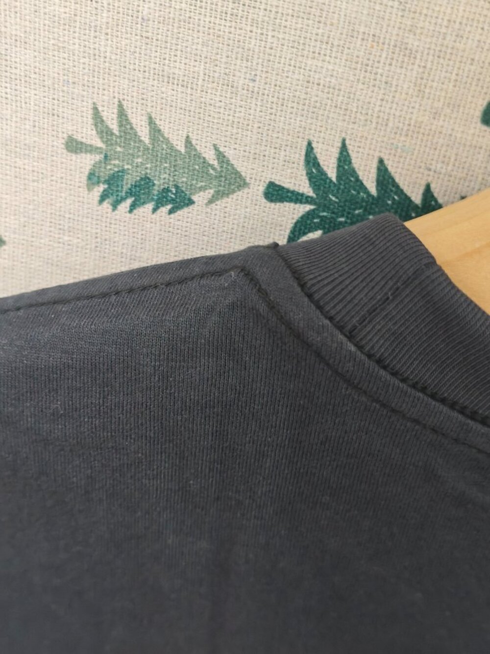A Bathing Ape Men's Navy Graphic Short Sleeve Tee - Picture 6 of 7